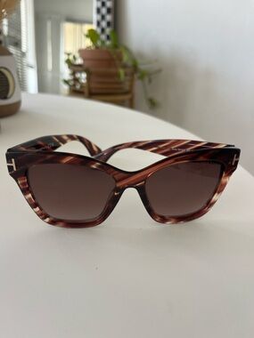 Tom Ford Tortoiseshell Brown Oversized Women’s Sunglasses